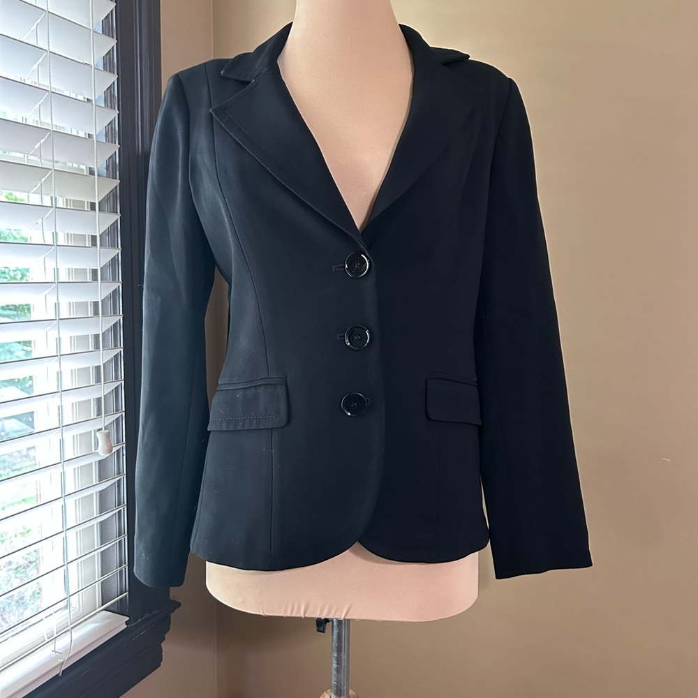 Sophisticated Perri Cutten Australian Black Women's Blazer